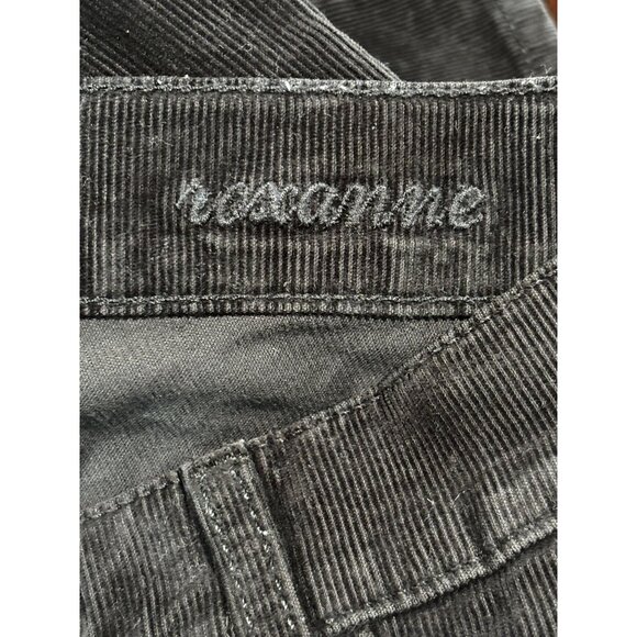 7 For All Mankind Black Corduroy Jeans Size 26 Mid-Rise Straight Leg Womens Pant - Picture 6 of 13